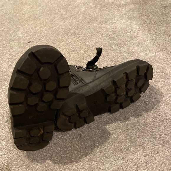 Black h&m toddler boots size 8.5 - Picture 5 of 6